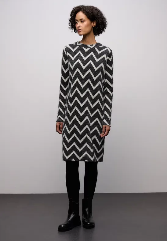 Street One Frauen Gemustertes T-Shirtkleid in Schwarz, Gr: 34