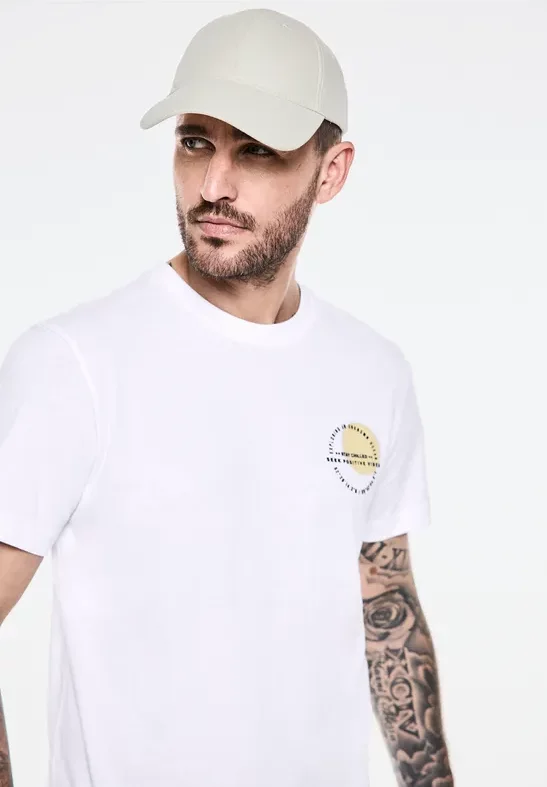 Thumbnail - Street One MEN Männer T-Shirt mit Chestprint in Weiß, Gr: L