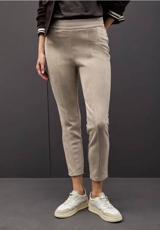 Street One Frauen Velours Hose in Beige, Gr: 34