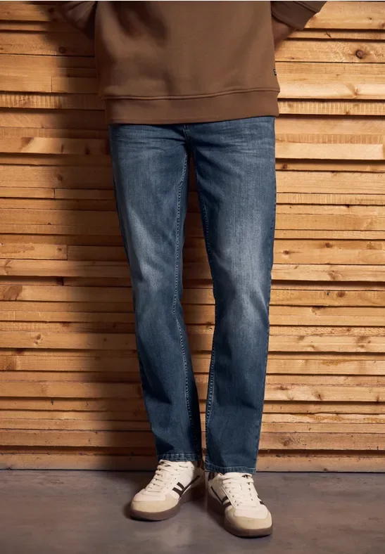 Street One MEN Männer Straight Leg Jeans in Blau, Gr: 30