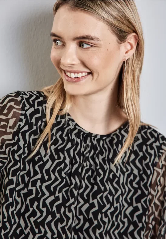 Street One Frauen Chiffon-Bluse mit Print in Schwarz, Gr: 38