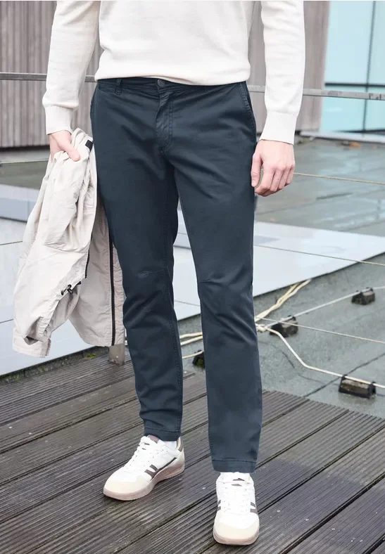 Street One MEN Männer Softe Chino im Washed-Look in Blau, Gr: 34