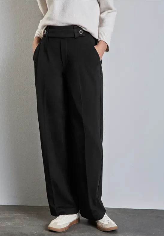 Street One Frauen Straight Leg Hose in Schwarz, Gr: 32