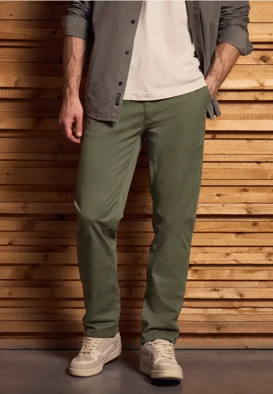 Street One MEN Männer Klassische Chino in Grün, Gr: 38