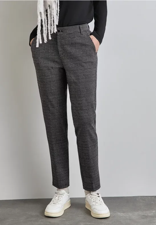 Street One Frauen Karierte Chino in Schwarz, Gr: 44