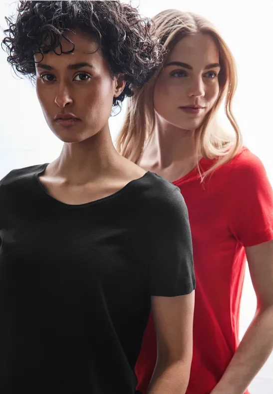 Thumbnail - Street One Frauen 2er-Pack V-Neck T-Shirt in Rot|Schwarz, Gr: 38