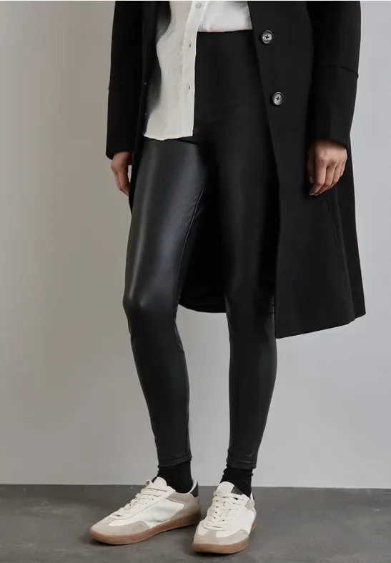 Street One Frauen Beschichtete Leggings in Schwarz, Gr: 44