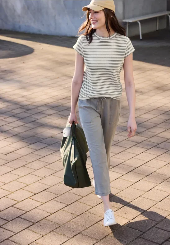 Street One Studio Frauen Kurzarm T-Shirt mit Struktur in Grün, Gr: 38