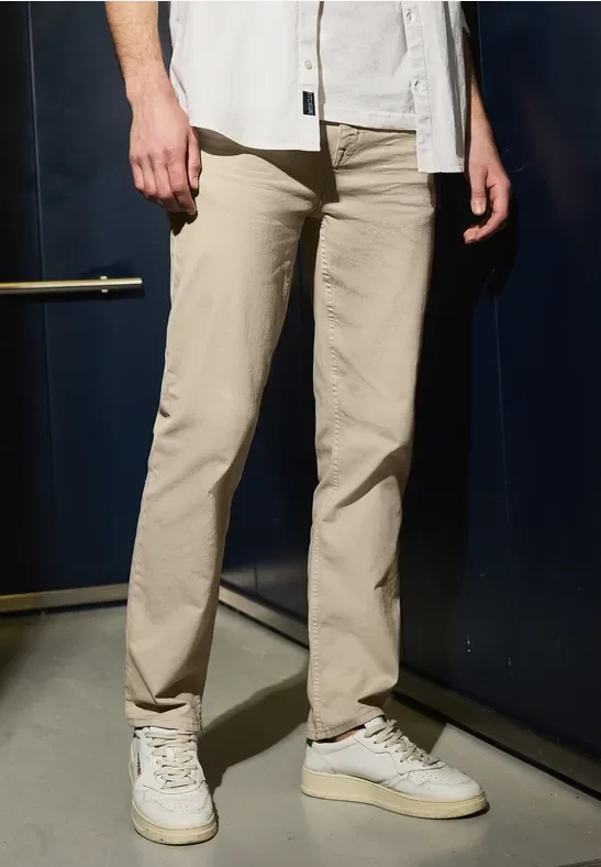 Street One MEN Männer Coloured Straight Leg Jeans in Beige, Gr: 29