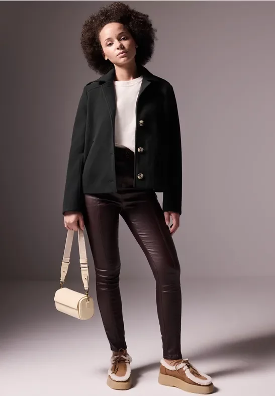 Thumbnail - Street One Studio Frauen Kurze Jacke in Schwarz, Gr: 46