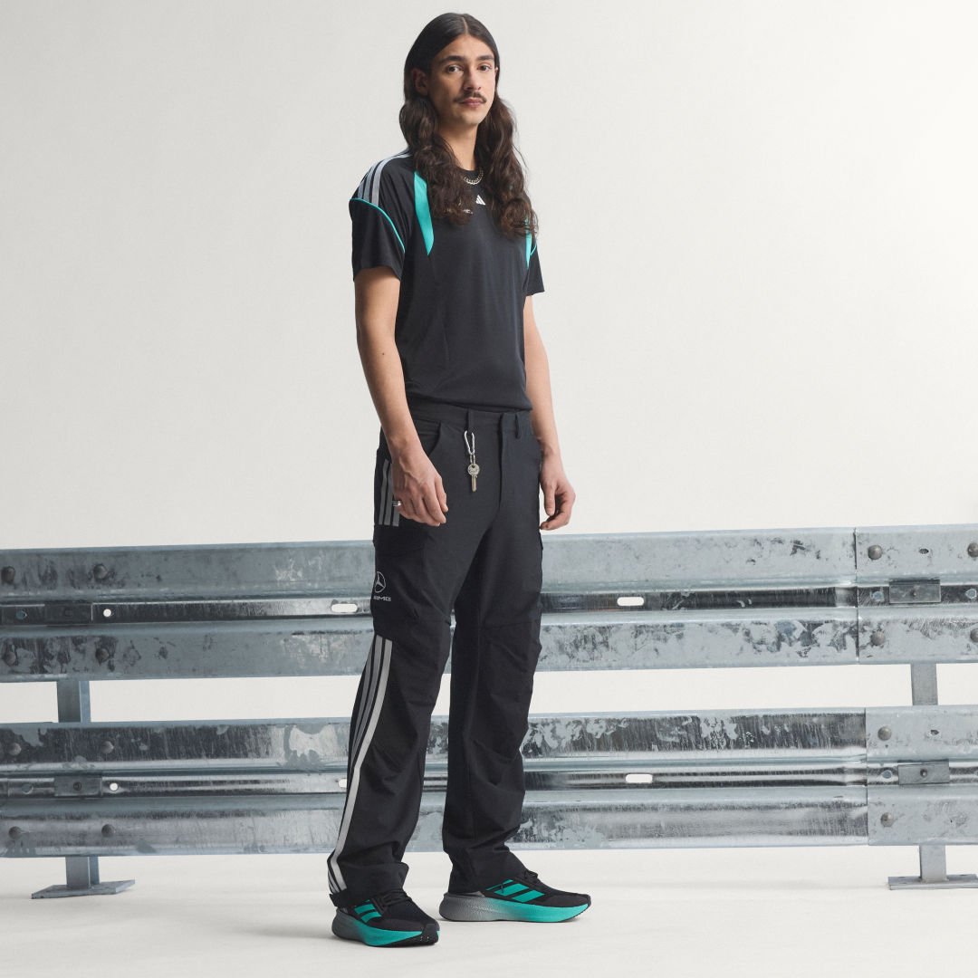 Thumbnail - MERCEDES - AMG PETRONAS FORMULA 1 TEAM MECHANICS HOSE