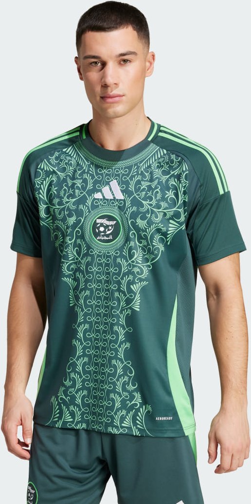 Algerien 24 Auswärtstrikot