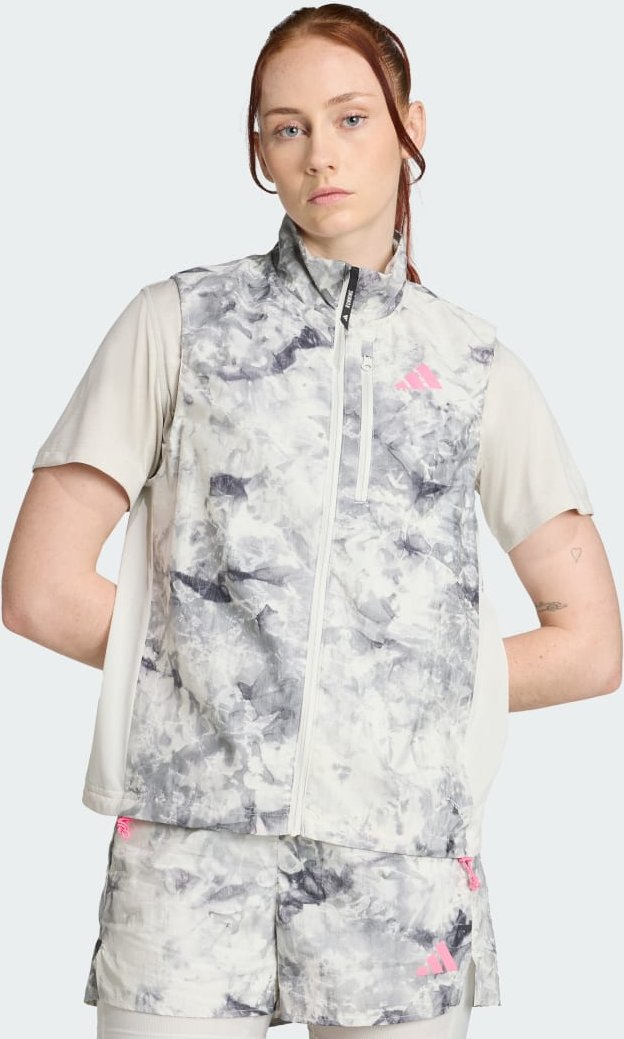 Own The Run Spray Dye Weste