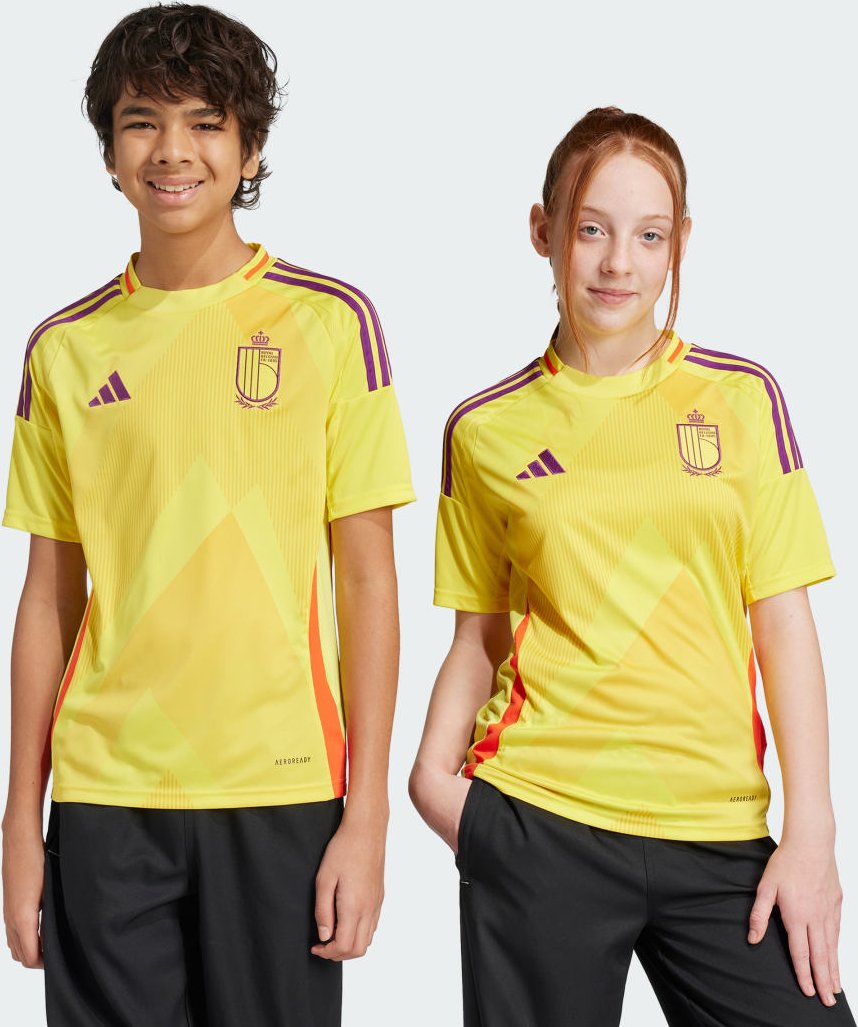 Belgien 25 (Frauenteam) Auswärtstrikot