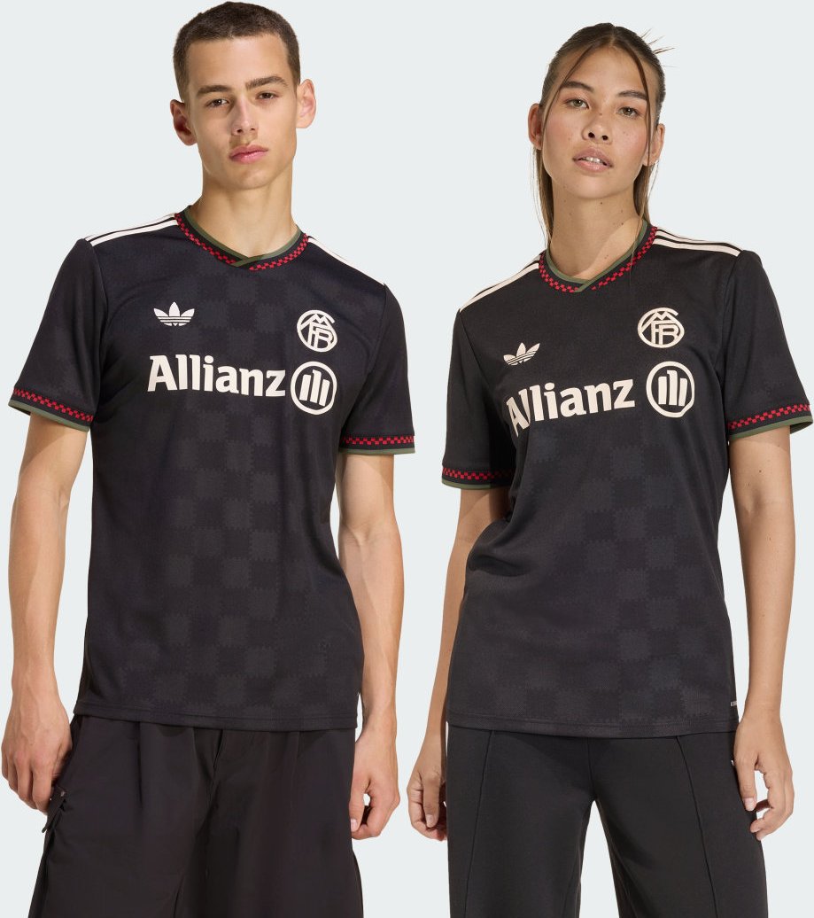 FC Bayern München 2025/2026 Ausweichausrüstung Frauenteam