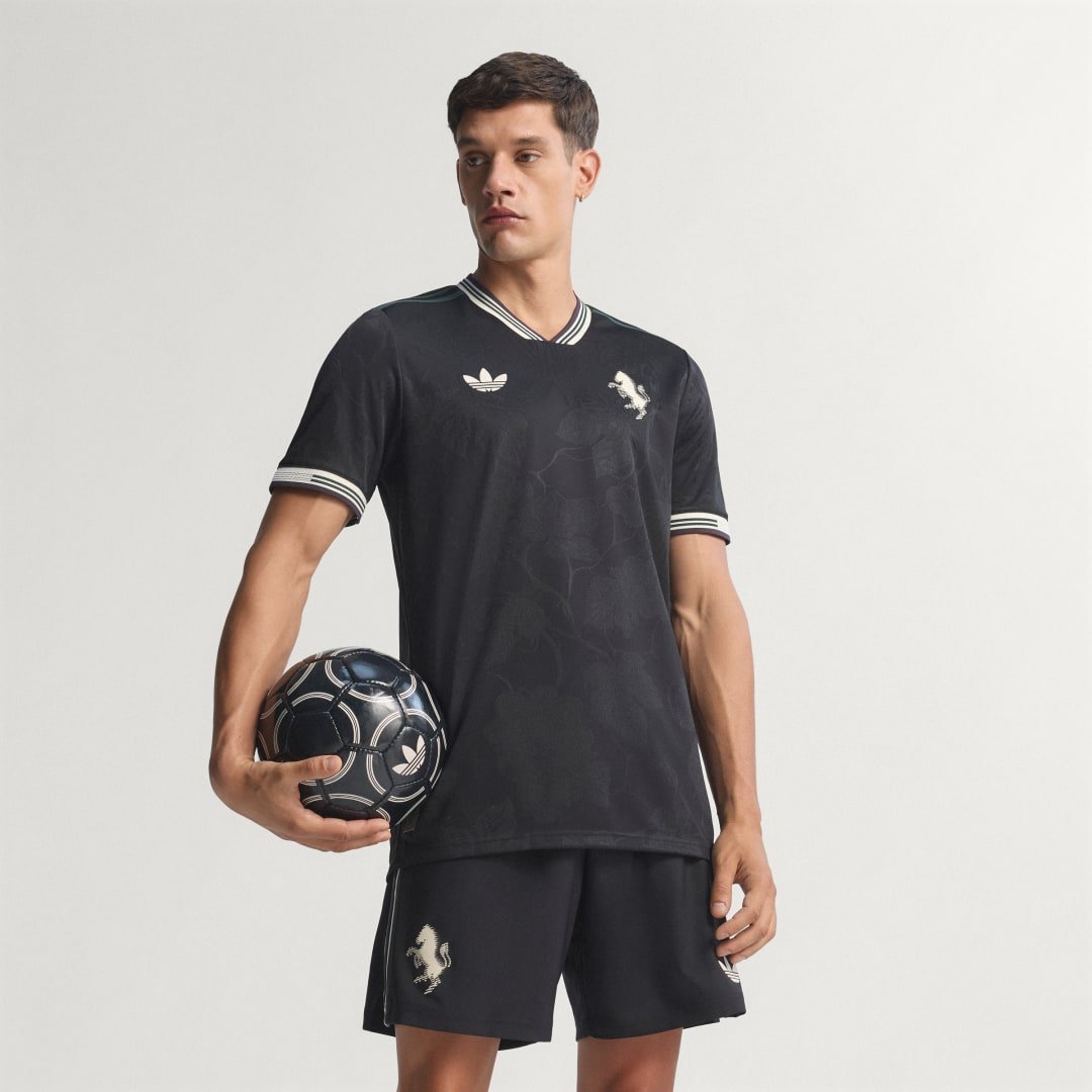 Thumbnail - Juventus 25/26 Ausweichtrikot Authentic