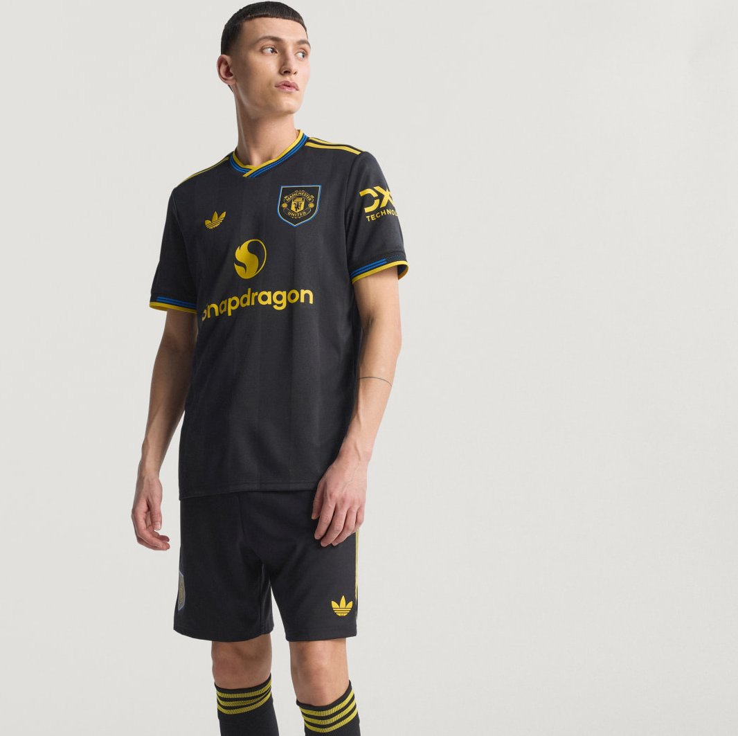 Manchester United 25/26 Ausweichtrikot Authentic