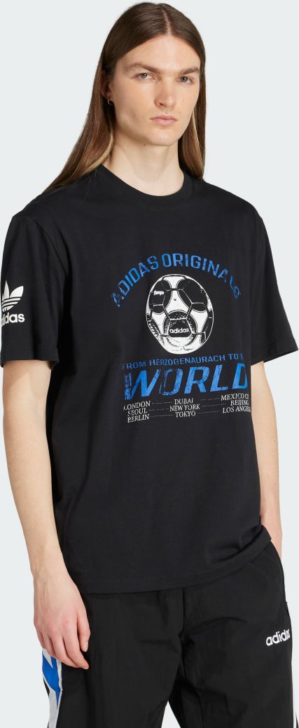 90s Football Graphic T-Shirt