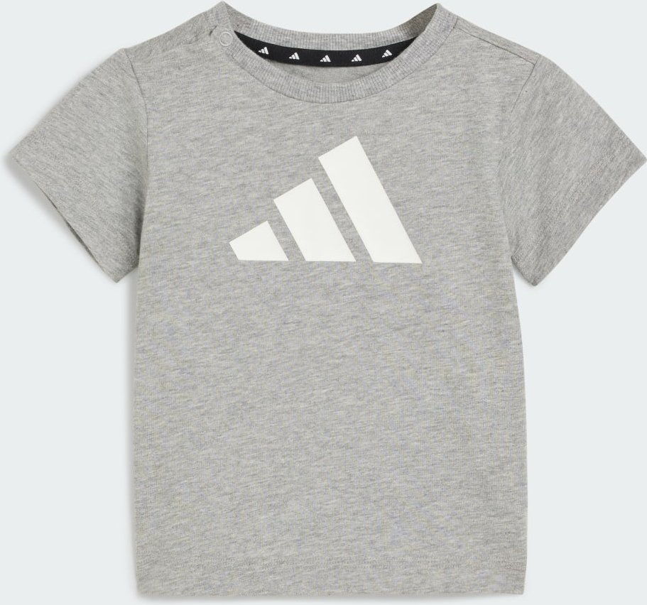 ESSENTIALS T-SHIRT