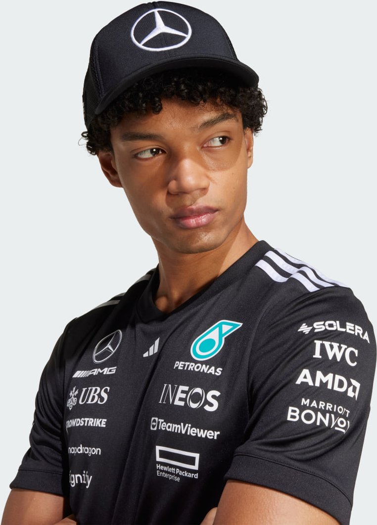 Mercedes - AMG Petronas Formula One Team Snapback Star Trucker Kappe
