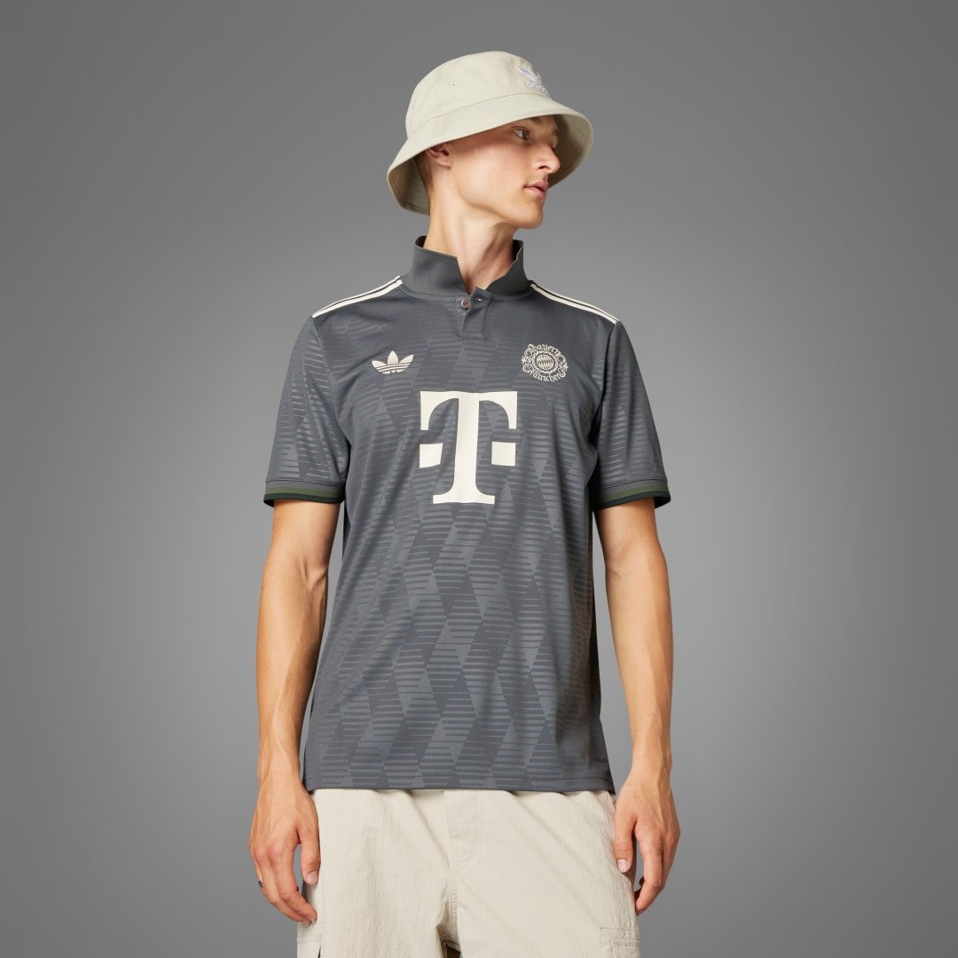 Thumbnail - FC Bayern München 24/25 Wiesn Trikot