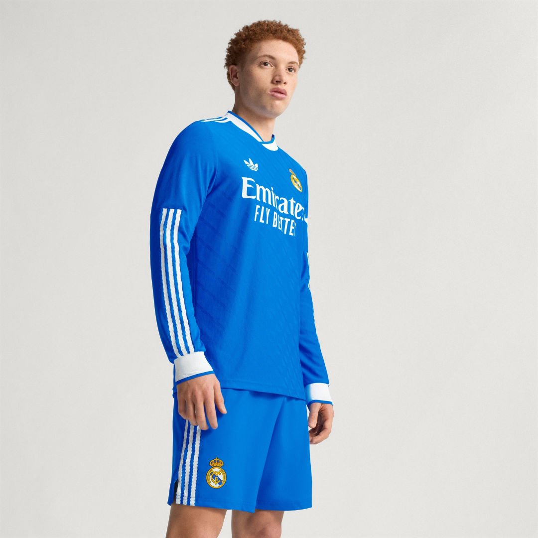 Real Madrid 25/26 langärmeliges Authentic Ausweichtrikot