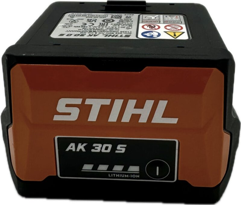 Batteria al litio STIHL AK 36V potenza: AK10 72 Wh - AK20 144 Wh - AK30S 180 Wh AK30S - 180 Wh