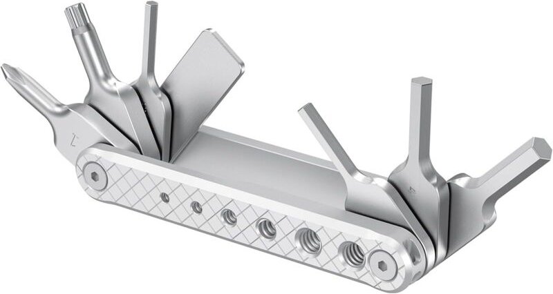 Klappbarer Werkzeugsatz mit Schraubendrehern und Inbusschlüsseln, sieben funktionelle Werkzeuge enthalten, silberfarben