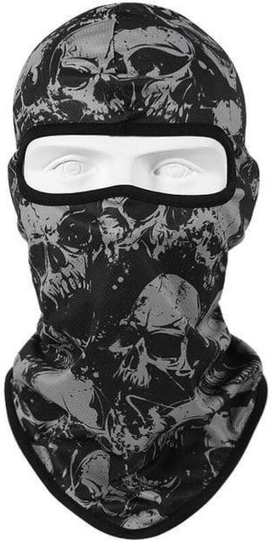 Sturmhaube mit Totenkopfmuster