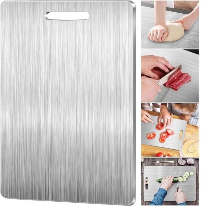 Schneidebretter aus lebensmittelechtem Edelstahl für die Küche, unverzichtbar für die Zubereitung von Mahlzeiten zu Haus...