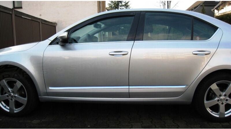 Skoda OCTAVIA II Chrom-Dekorstreifen für Seitentüren