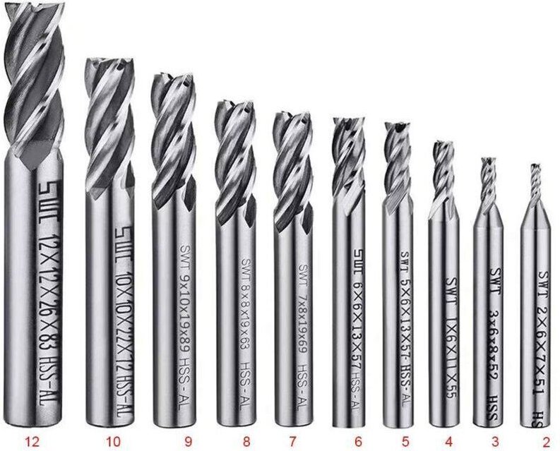 Satz mit 10 Vierschneider-Schaftfräsern (2 bis 12 mm) – HSS-CNC-Schaftfräser-Set für Bohrungen in Holz, Aluminium, Stahl...