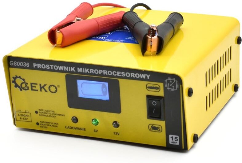 Ladegerät Mit Mikroprozessor LCD 6 12 V 15 A Für Bleisäurebatterien