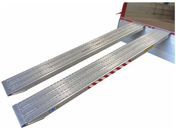 Laderampe Alu 3,50m Traglast bis 21,5t - Breite 390mm - als Einzelstück - als Einzelstück verkauft - M105F/390/3500