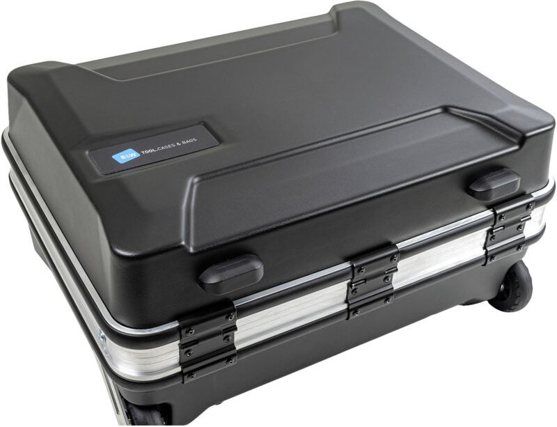 B&w International - b&w Werkzeugkoffer orca mit Trolley-Funktion Koffer aus hdpe, Volumen 42l