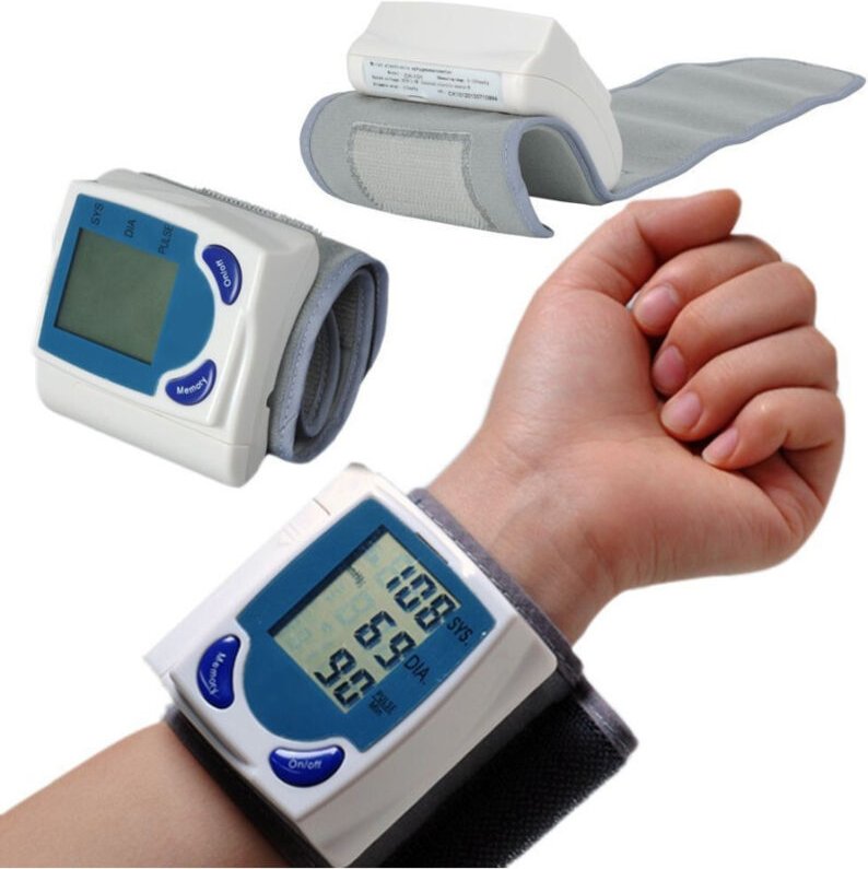 Trade Shop Traesio - Trade Shop - lcd digitales automatisches blutdruckmessgerät für das handgelenk CK101 -