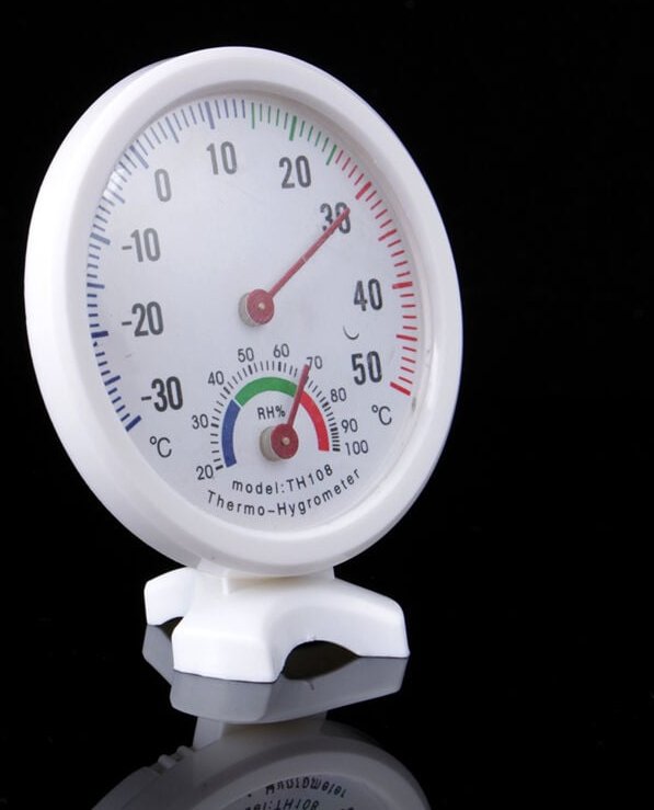 TH-108 Mini-Thermometer in Uhrenform, 2-in-1-Anzeige für Temperatur und Luftfeuchtigkeit im Innen- und Außenbereich, ana...