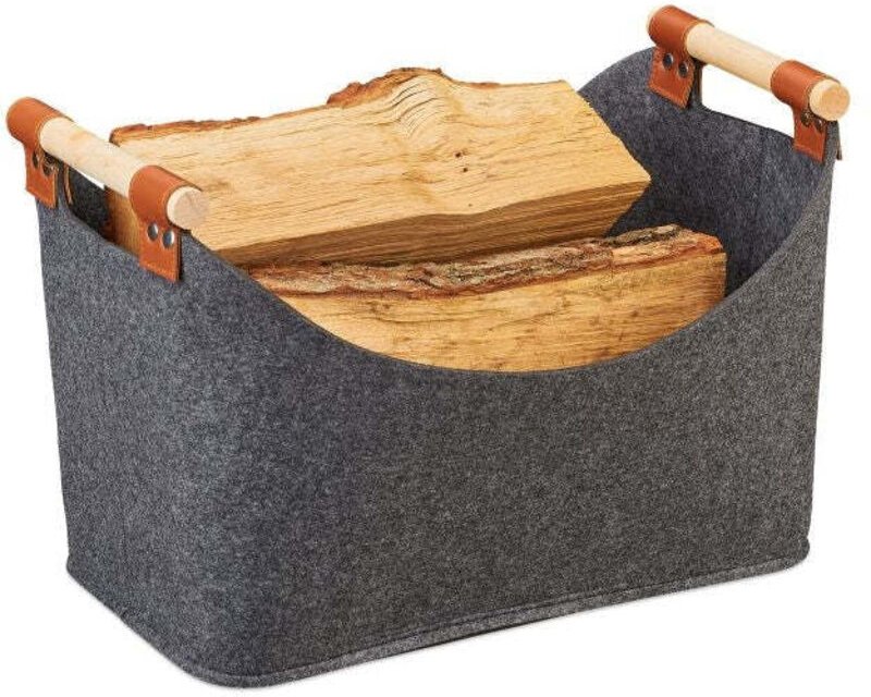 Felt bag with wooden handles