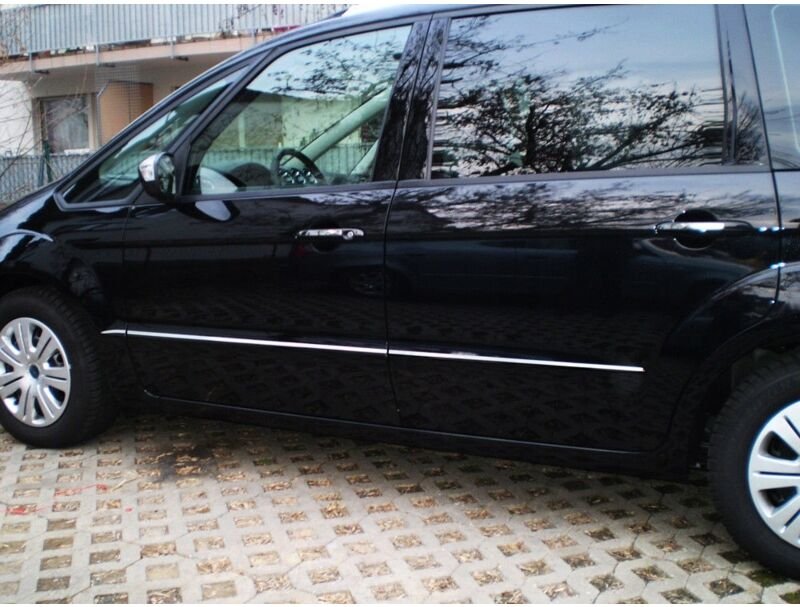 Ford S-MAX – Chrom-Seitentürverkleidungen