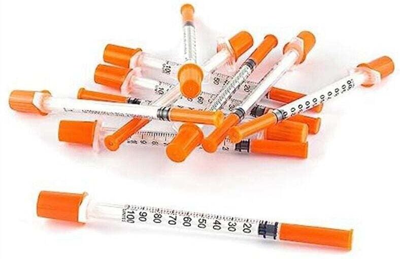 1 ml/cc Spritze mit 30g 0,5 Zoll Nadel - Orange (30g-13 mm-100er Packung)