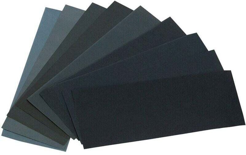 24 feuilles de papier de verre assorties, 12 grains différents, adaptées au ponçage du bois et du métal, pour une utilis...