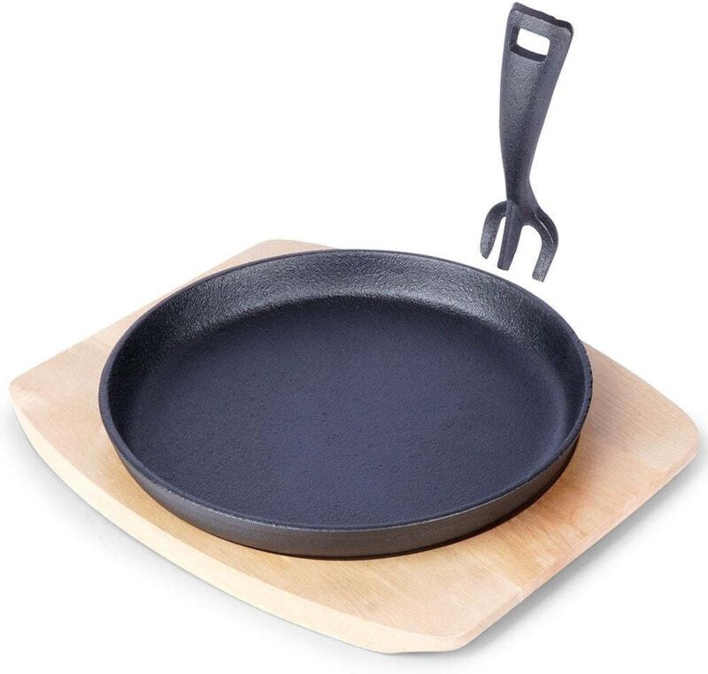 Cast iron pan 22 cm with removable handle and cutting board