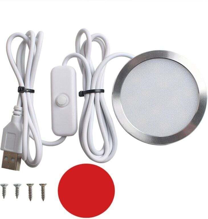 Die LED-Beleuchtungsteile des 3D-gedruckten Modellbausatzes lassen sich mit einer Vielzahl von Lampenschirmmodellen komb...