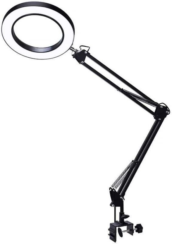 Lupe mit led leuchten