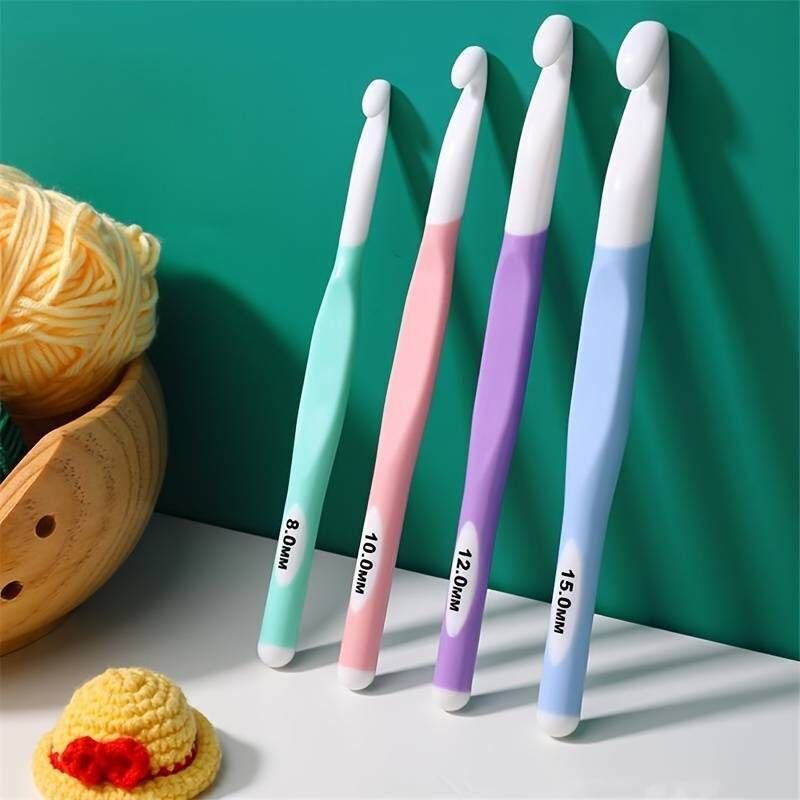 4-teiliges Häkelnadelset mit ergonomischem Griff für arthritische Hände, komfortable, farbenfrohe Häkelnadeln