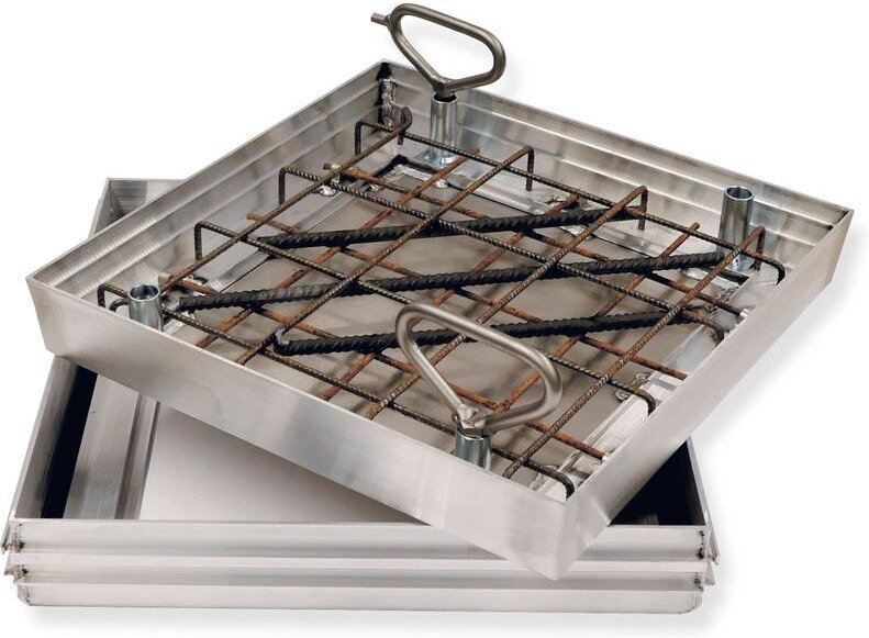 Zarges Aluminium Schachtabdeckung mit Wanne 635 mm x 635 mm