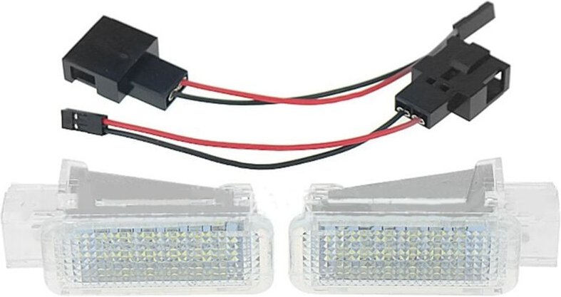 Auto FußRaumleuchte Kofferraumleuchte für - A4 A6 C6 C7 R8 tt Q5 Q3 A8 S3 RS6 4B0947415 4B0947415A 4E0947415 8D0947415