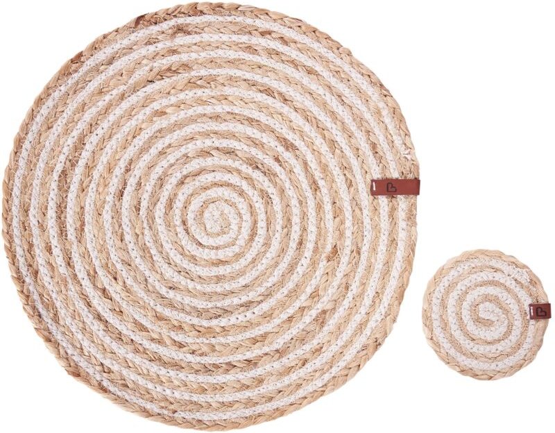 Beliani - 6 Personen Tischset mit Untersetzern Naturfarben / Weiß Jute u. Baumwolle Geflochten Rund ⌀ 35 cm 12-Teilig Ha...