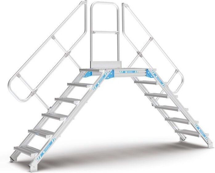Zarges Überstieg 60° 600mm Stufenbreite 8 Stufen