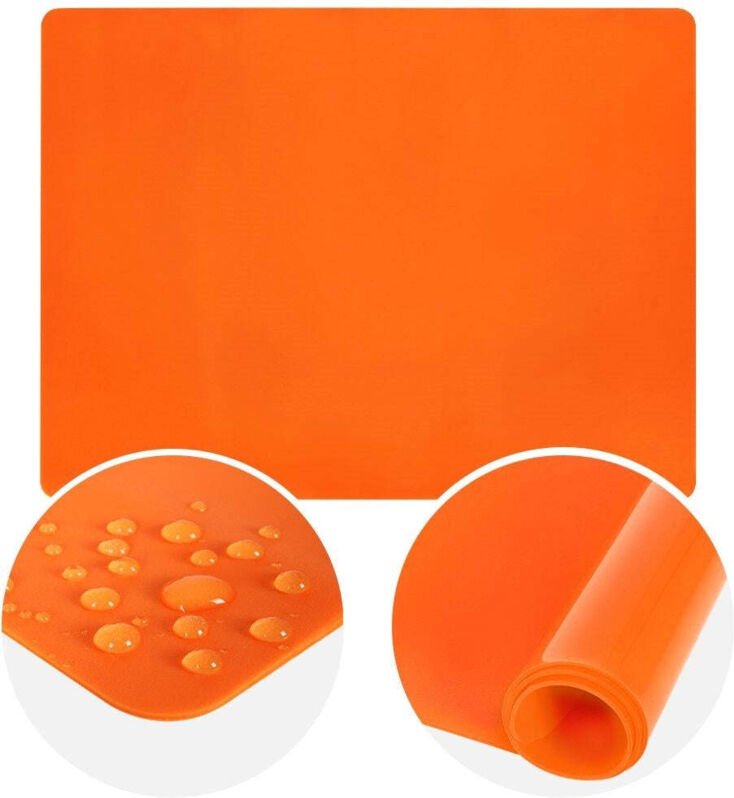 Silicone baking mat minimal flour easy to store